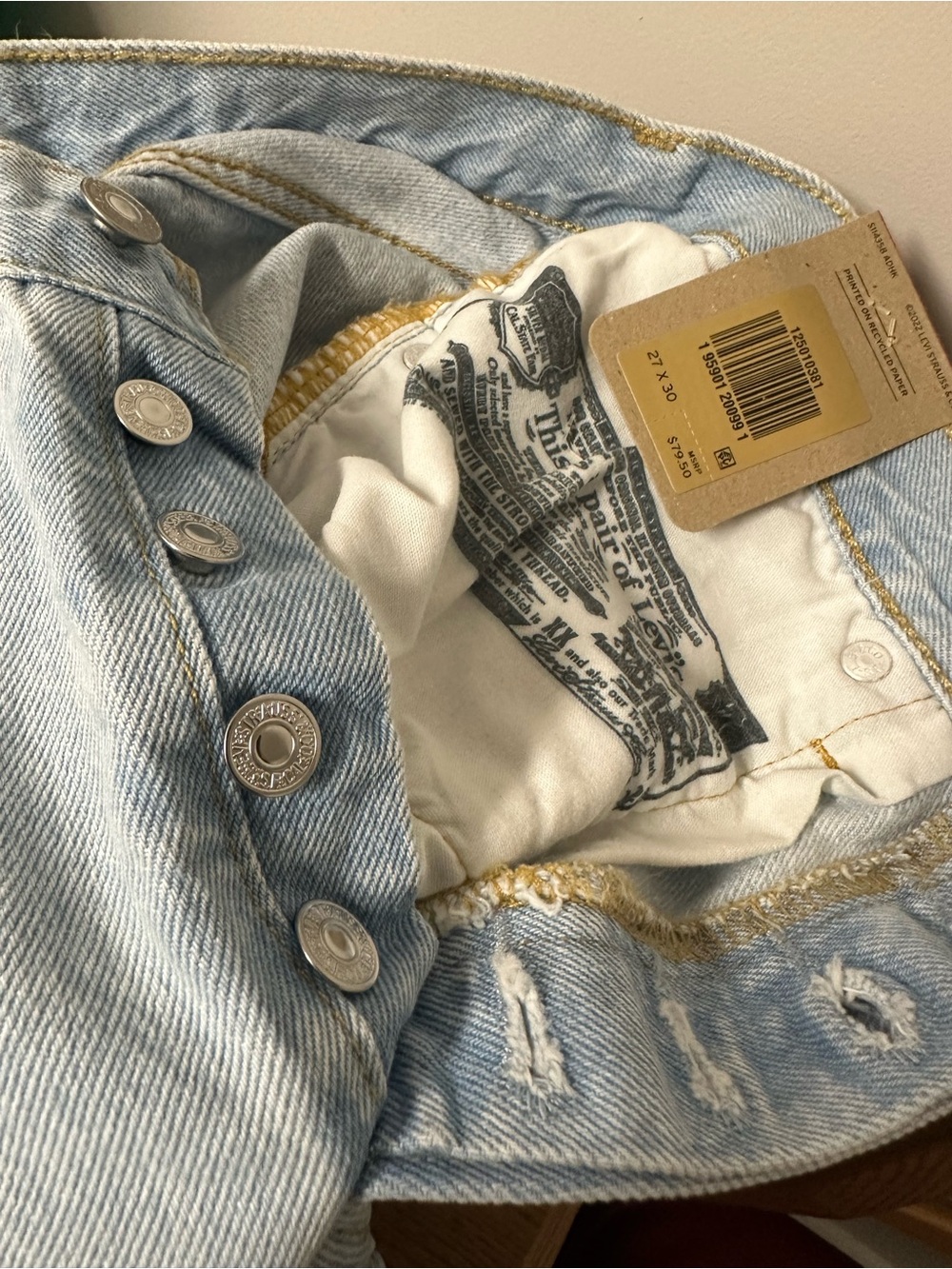 Levi's 501 Light Blue High-Rise Straight Leg Jeans - Picture 2 of 5